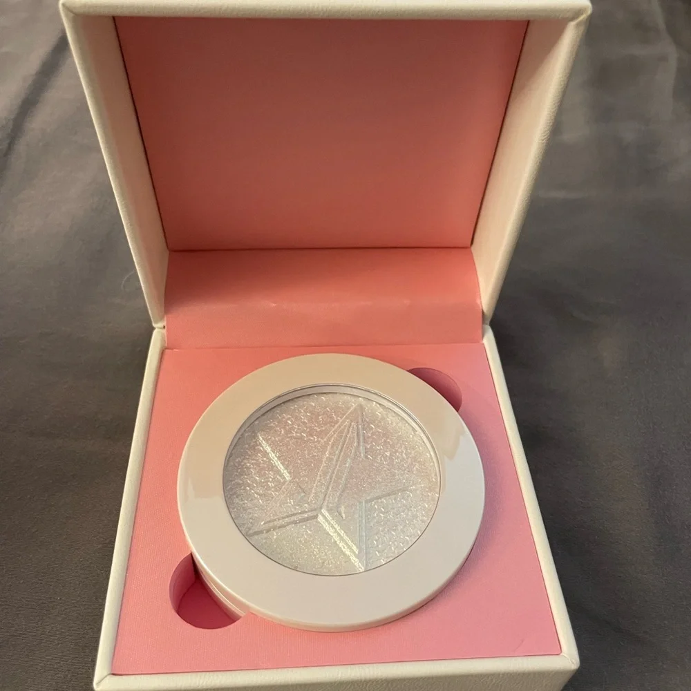 Jeffree Star Extreme Frost Highlighter - Picture 6 of 9